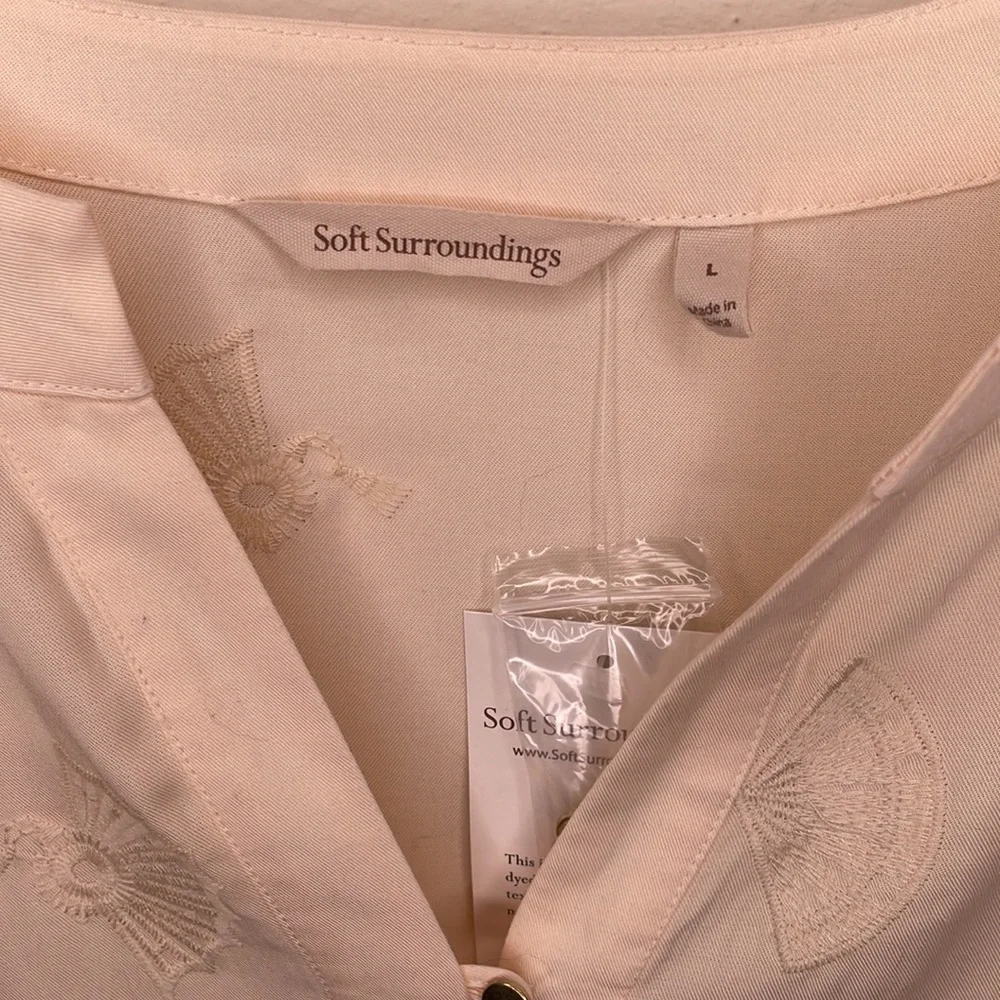 Soft surroundings Sonya embroidered tencel fan blouse in cream, size L NWT - Picture 5 of 10